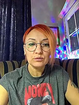 moon berry  online show from 03-21-26, 09:14