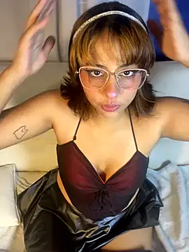 LeylaKnox online show from 03-27-26, 01:23