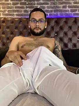 KyleJoss30 online show from 04-15-26, 07:58