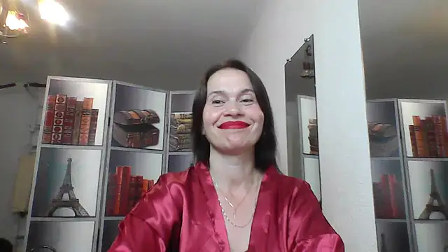 Selena Moo online show from 06-19-26, 09:31