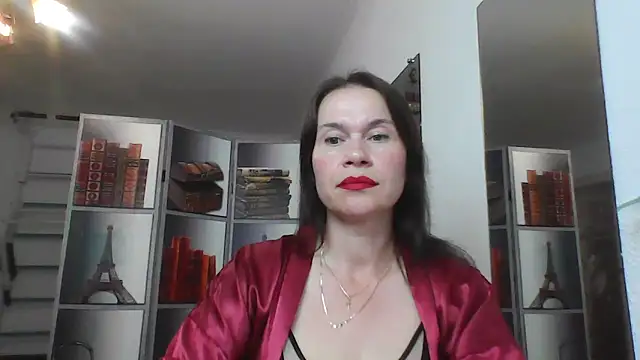 Selena Moo online show from 06-30-26, 07:52