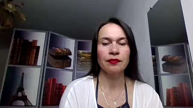 Selena Moo online show from 04-19-26, 11:44