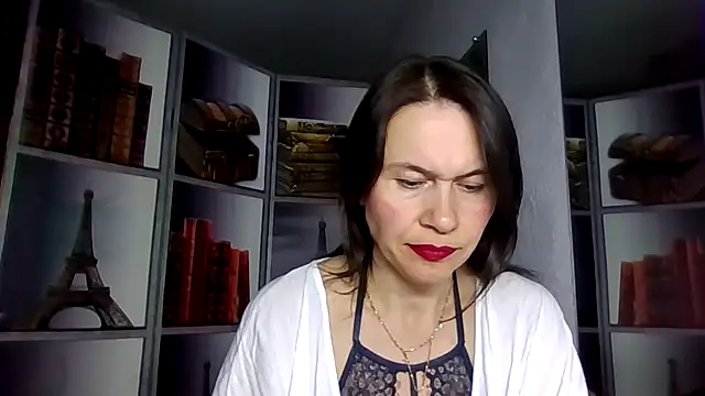 Selena Moo online show from 03-19-26, 10:43