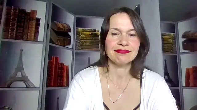 Selena Moo online show from 03-31-26, 08:11