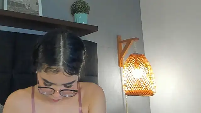 sofi alix online show from 04-14-26, 07:52