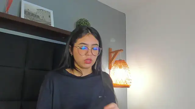 sofi alix online show from 04-05-26, 08:04