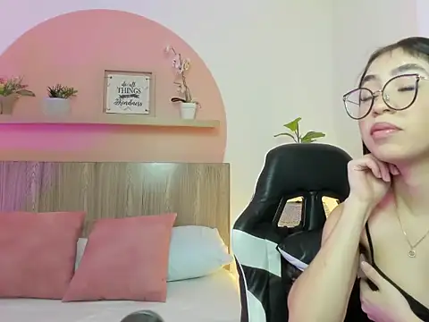 sofi alix online show from 06-22-26, 07:11