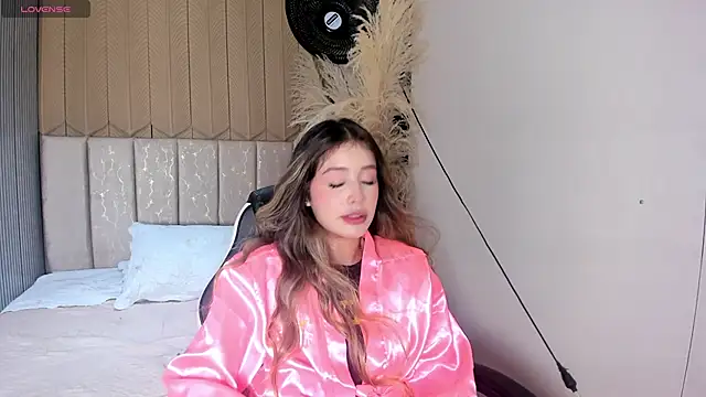 EmilyJohnsoon online show from 05-16-26, 08:30