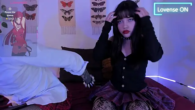 JuneVelvet online show from 04-26-26, 01:14
