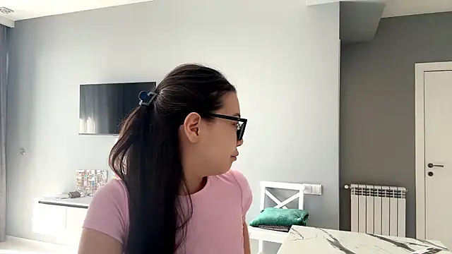 Snapshot of CitratedSpinning chatting on 03-21-26, 06:36 CitratedSpinning online show from 03-21-26, 06:36