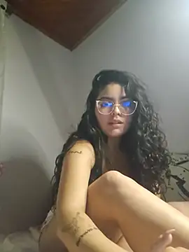 Snapshot of Milysins chatting on 06-26-26, 11:54 Milysins online show from 06-26-26, 11:54