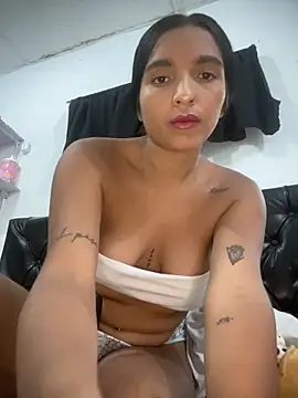 Blowjob-Queen  online show from 06-01-26, 03:18