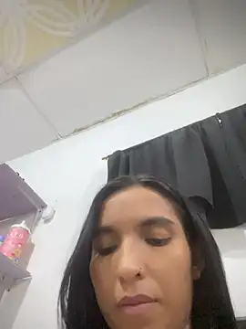 Blowjob-Queen  online show from 06-11-26, 03:25
