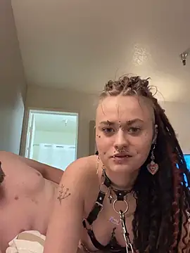 Snapshot of darlingvicuous chatting on 04-03-26, 09:21 darlingvicuous online show from 04-03-26, 09:21