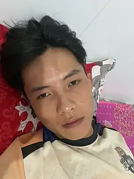 Nguyencuong1999 online show from 04-04-26, 05:36