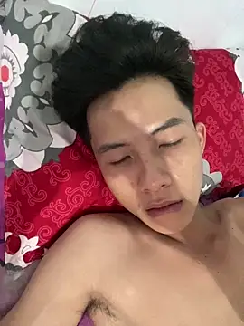 Nguyencuong1999 online show from 04-18-26, 01:30