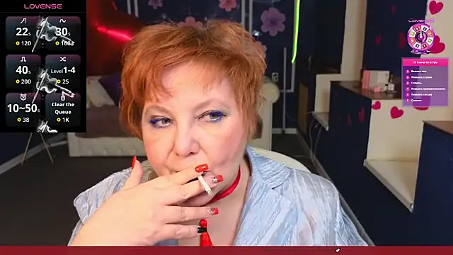 Snapshot of Kira_Kingsley chatting on 03-21-26, 04:00 Kira Kingsley online show from 03-21-26, 04:00