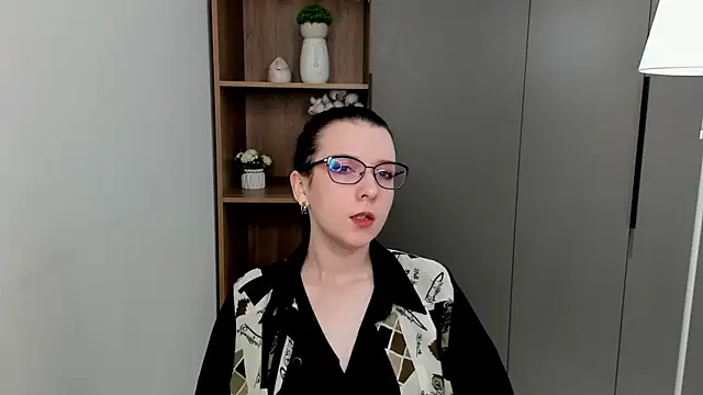 Snapshot of IsaSantella chatting on 03-21-26, 10:20 IsaSantella online show from 03-21-26, 10:20