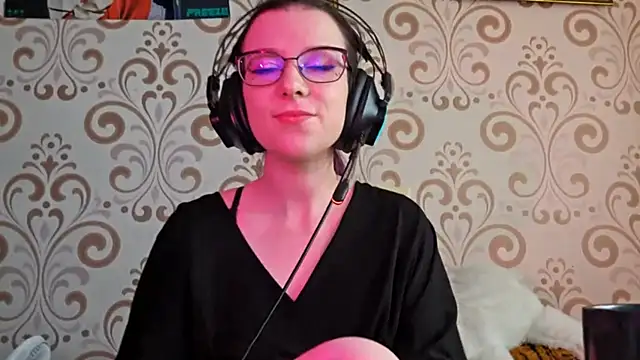 Snapshot of IsaSantella chatting on 03-23-26, 09:42 IsaSantella online show from 03-23-26, 09:42