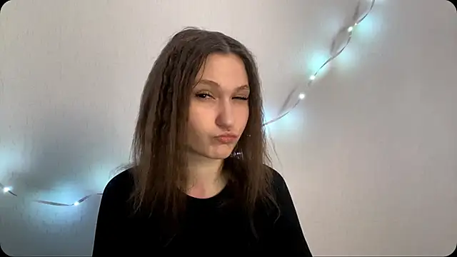 Juliajuicecam online show from 04-03-26, 10:11