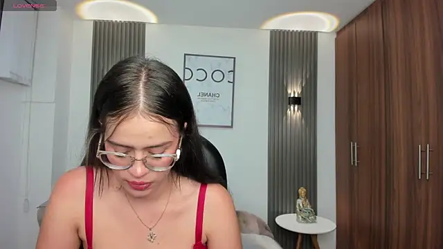 Nanaa snow online show from 05-22-26, 04:32