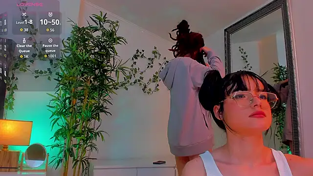 mira0 0 online show from 04-04-26, 07:31