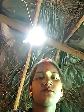Snapshot of Rajni_sahu chatting on 06-06-26, 08:41 Rajni sahu online show from 06-06-26, 08:41