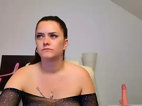 NicolSparkleX online show from 06-09-26, 05:52
