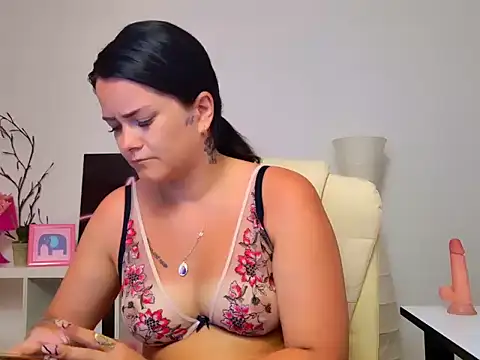NicolSparkleX online show from 06-29-26, 06:42