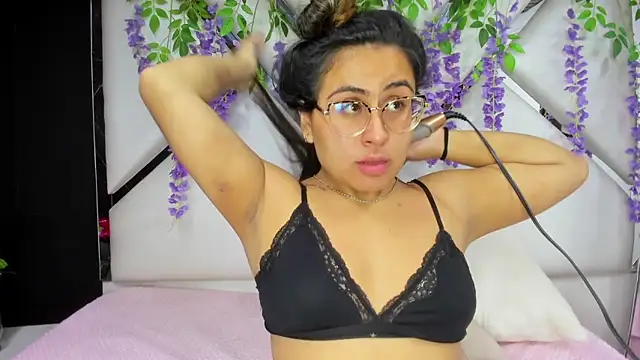 Freyaa Millerr online show from 04-02-26, 03:02
