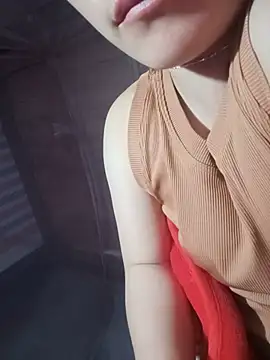 Snapshot of -Bangi- chatting on 06-23-26, 07:45 -Bangi- online show from 06-23-26, 07:45