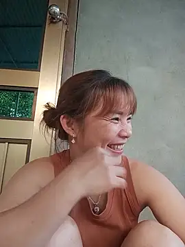 Snapshot of -Bangi- chatting on 05-16-26, 11:20 -Bangi- online show from 05-16-26, 11:20