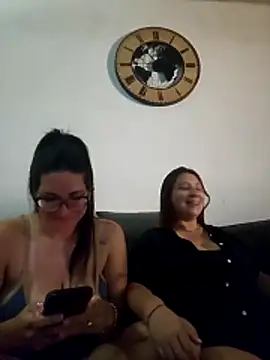 Snapshot of Gia-and-Lara chatting on 03-22-26, 06:09 Gia-and-Lara online show from 03-22-26, 06:09