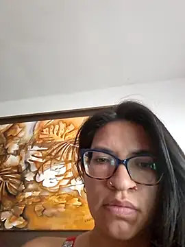 Gia-and-Lara online show from 03-29-26, 01:24