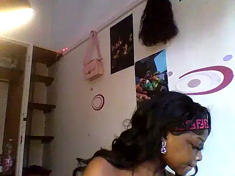 debbieeee online show from 06-05-26, 06:52