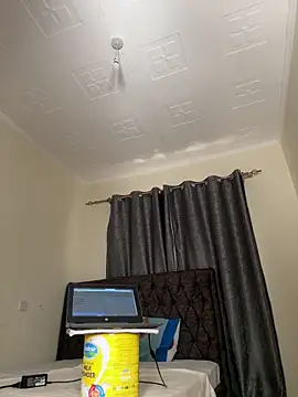 Primugari  online show from 04-18-26, 10:39