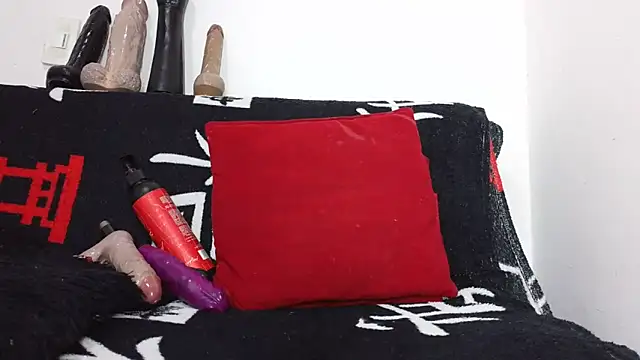 SCARLETTTX online show from 06-04-26, 01:05