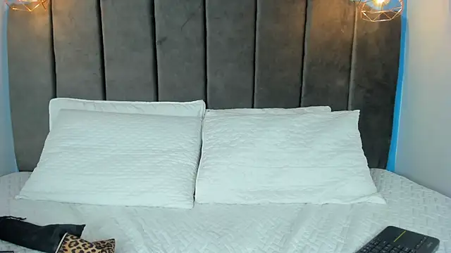 Paulinasiilver online show from 05-11-26, 12:50