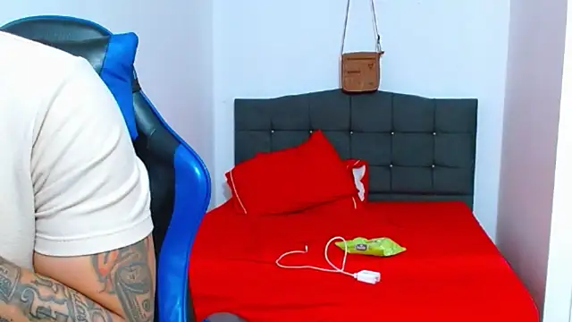 big--boss online show from 04-18-26, 07:58