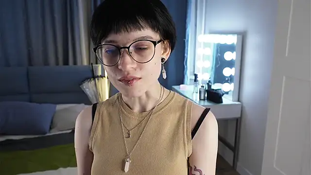 Snapshot of RubieNibbs chatting on 03-28-26, 07:26 RubieNibbs online show from 03-28-26, 07:26