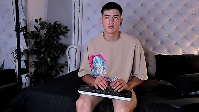 Xander Noir online show from 03-30-26, 07:26