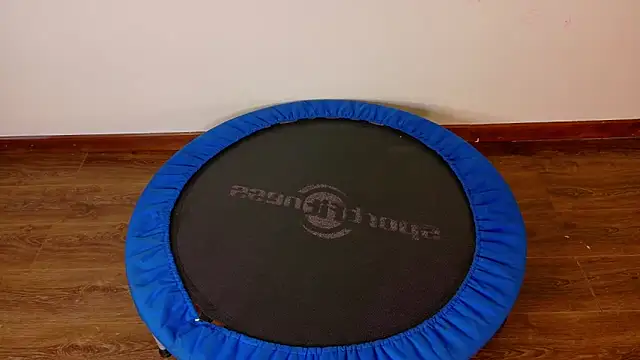 AhslyEvans   online show from 04-28-26, 12:09