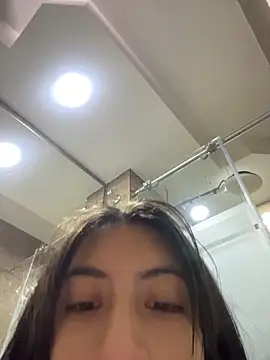 Velunett 19 online show from 04-16-26, 02:40