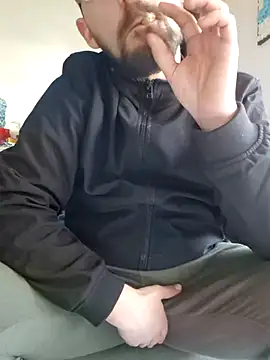 Snapshot of alexyshoww chatting on 04-05-26, 11:50 alexyshoww online show from 04-05-26, 11:50