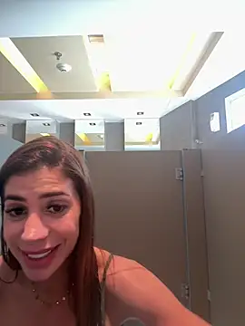 zelyramonvielly online show from 05-13-26, 02:35