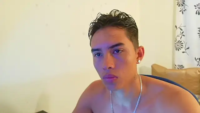 Snapshot of Fher_rivers1 chatting on 05-31-26, 03:29 Fher rivers1 online show from 05-31-26, 03:29