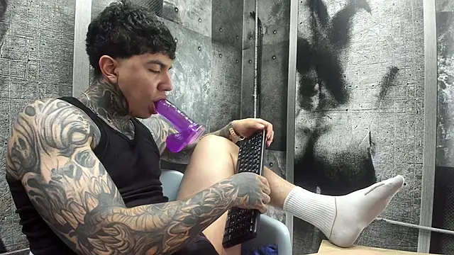 Gury tattoo online show from 05-27-26, 07:10