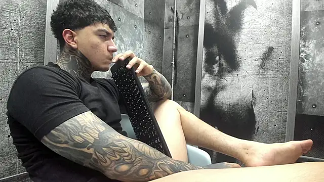 Gury tattoo online show from 06-11-26, 07:33