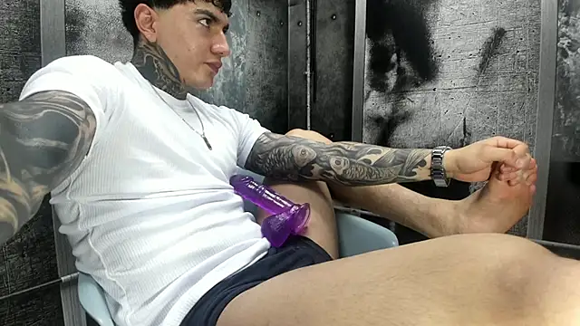 Gury tattoo online show from 05-26-26, 07:01