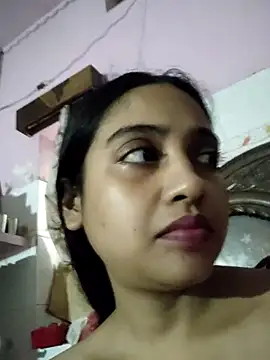 Snapshot of ALIZA_FENDY chatting on 07-13-26, 01:32 ALIZA FENDY online show from 07-13-26, 01:32